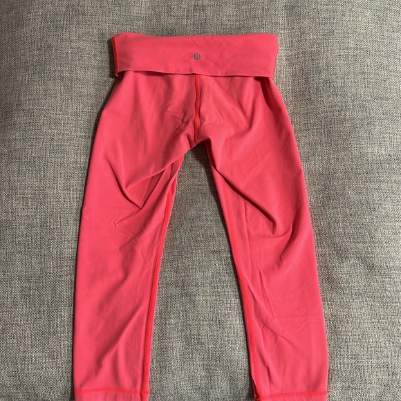 Lululemon Cropped Leggings - Picture 3 of 3